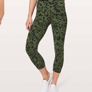 Lululemon Align 6 Efflorescent Barracks Green Black 21”